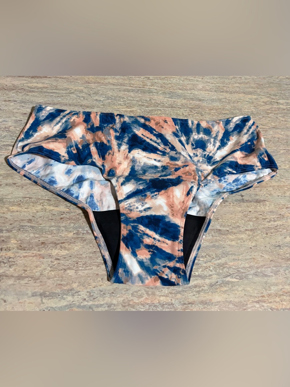 NWT PINK Victoria’s Secret Women's Tie-Dye Period Panty- Blue & Peach
